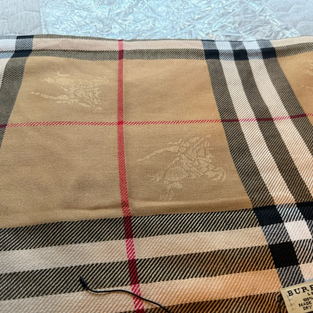 Burberry Wide Check Wool Silk Scarf - Picture 5 of 6